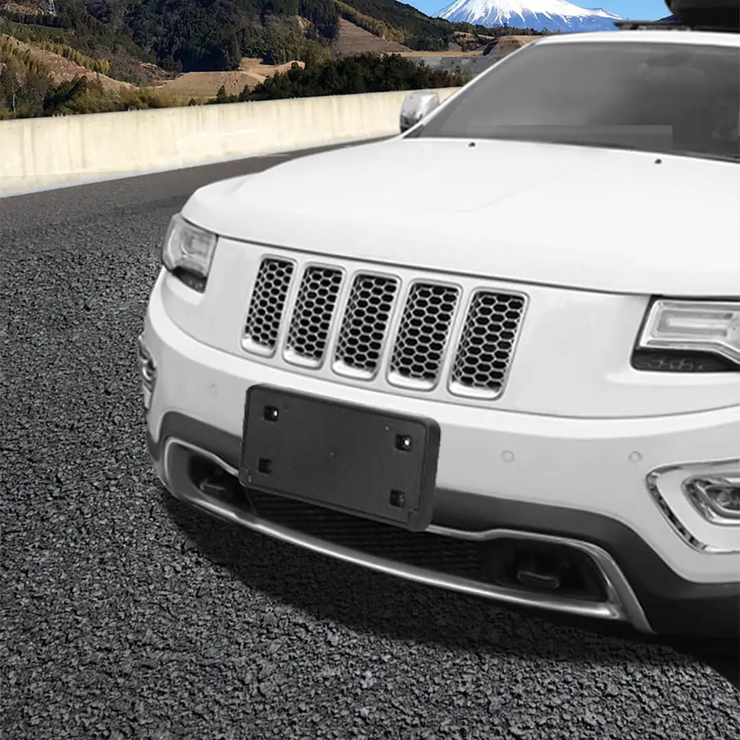 For 2014-2016 Jeep Grand Cherokee WK2 Car Front Bumper License Plate Bracket Holder