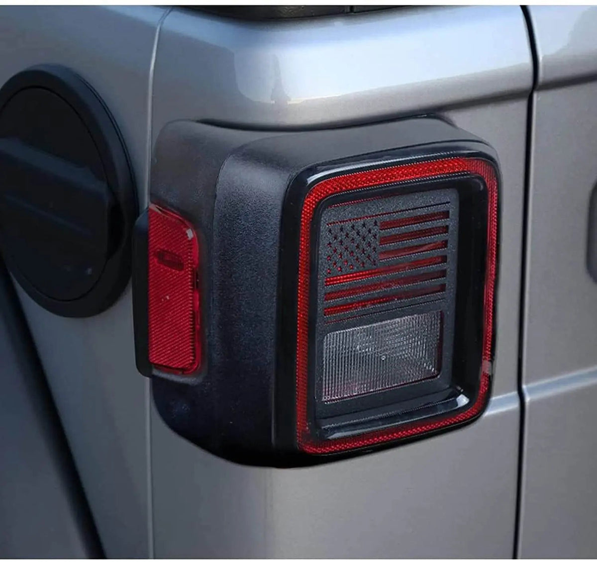 For 2018+ Jeep Wrangler JL Tail Light Taillight US Flag Guard